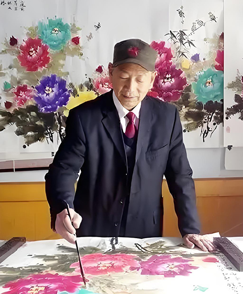 靳家宏