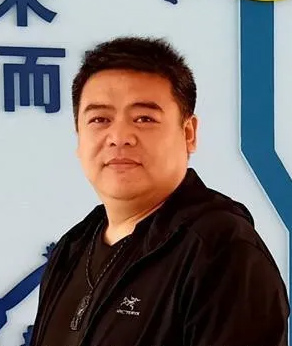 解万泽
